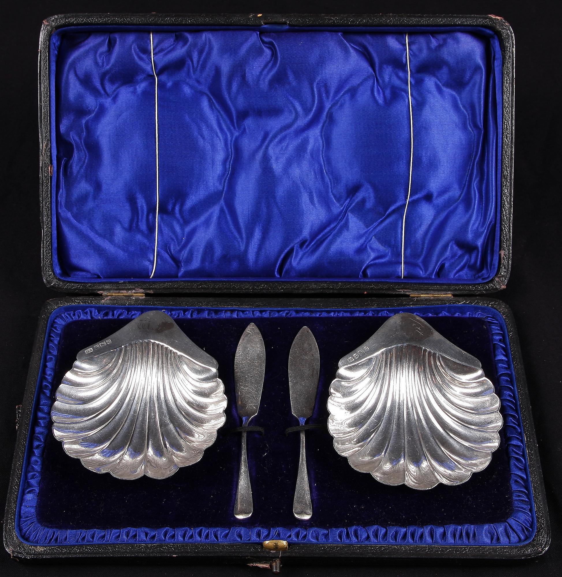 SMÖRSNÄCKOR, ett par, silver, Sheffield 1907.