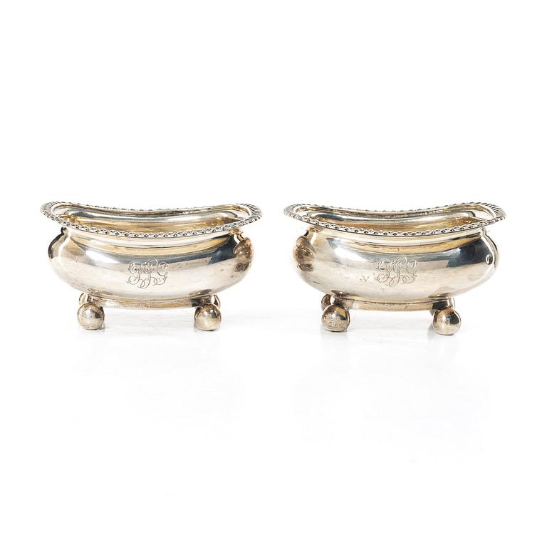 A pair of silver salt cellars, Alexander Hewat, London, England, 1810.