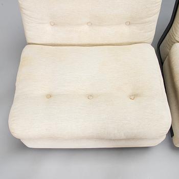Mario Bellini, A pair of 'Amanta' armchairs for C&B Italia,  second half of the 20th century.