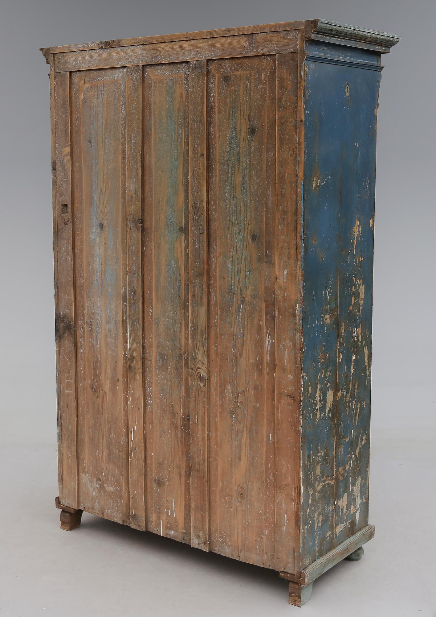 KLÄDSKÅP, 1800-talets andra hälft.
