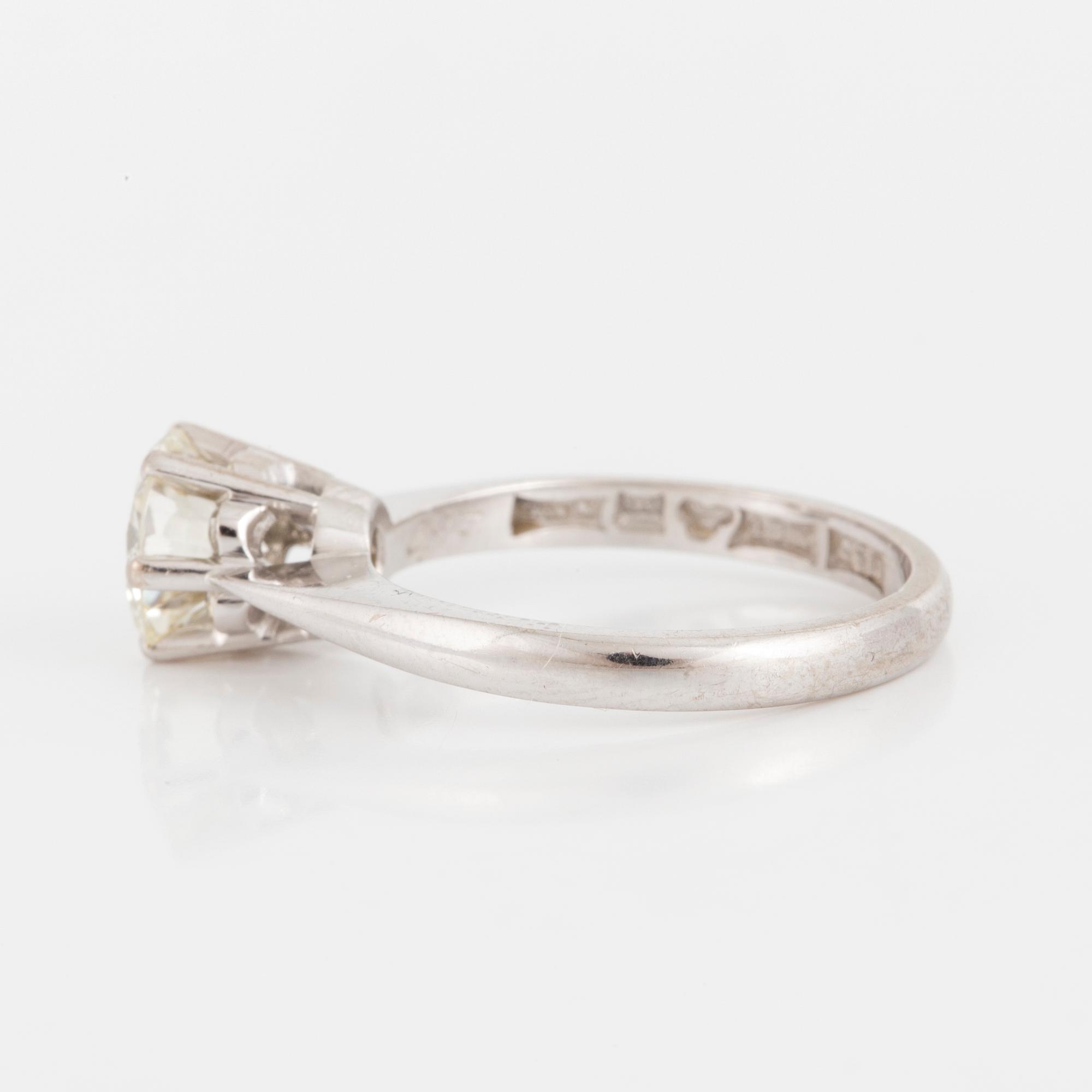 A diamond solitaire ring, 0.97 ct.