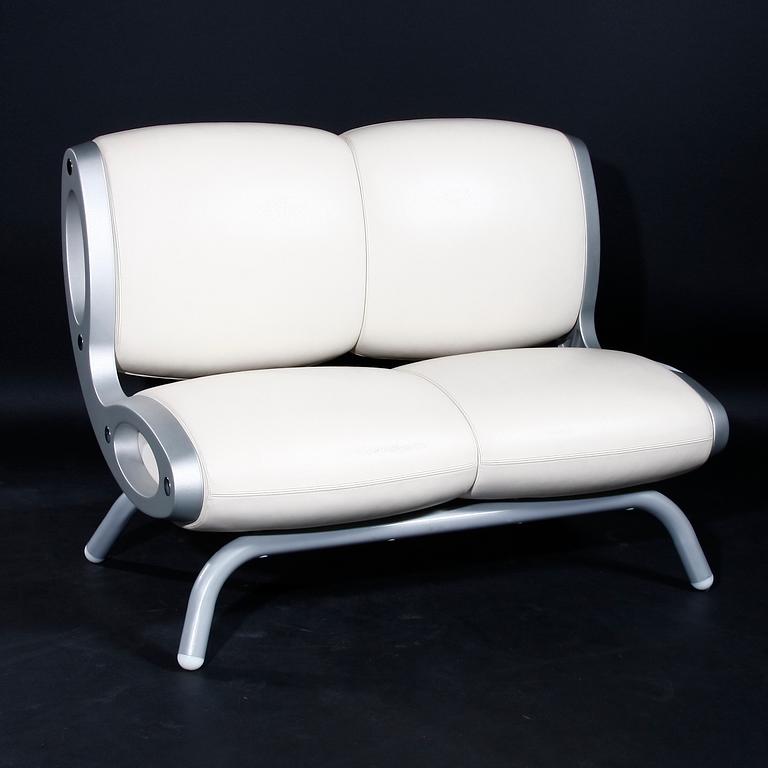 SOFFA, skinn, metall, "Gluon", design Marc Newson, Moroso. 1999.