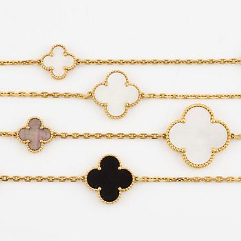 A Van Cleef & Arpels "Alhambra" necklace 18K gold with mother-of-pearl and onyx.