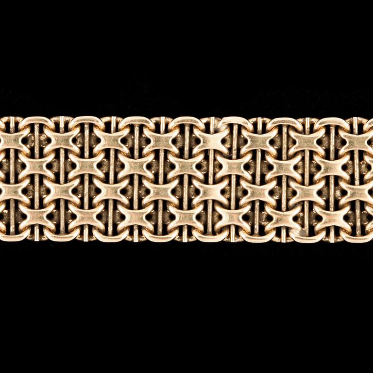 ARMBAND, 18K guld, Esto Guldvarufirman, Stockholm 1966. Vikt ca 30g.