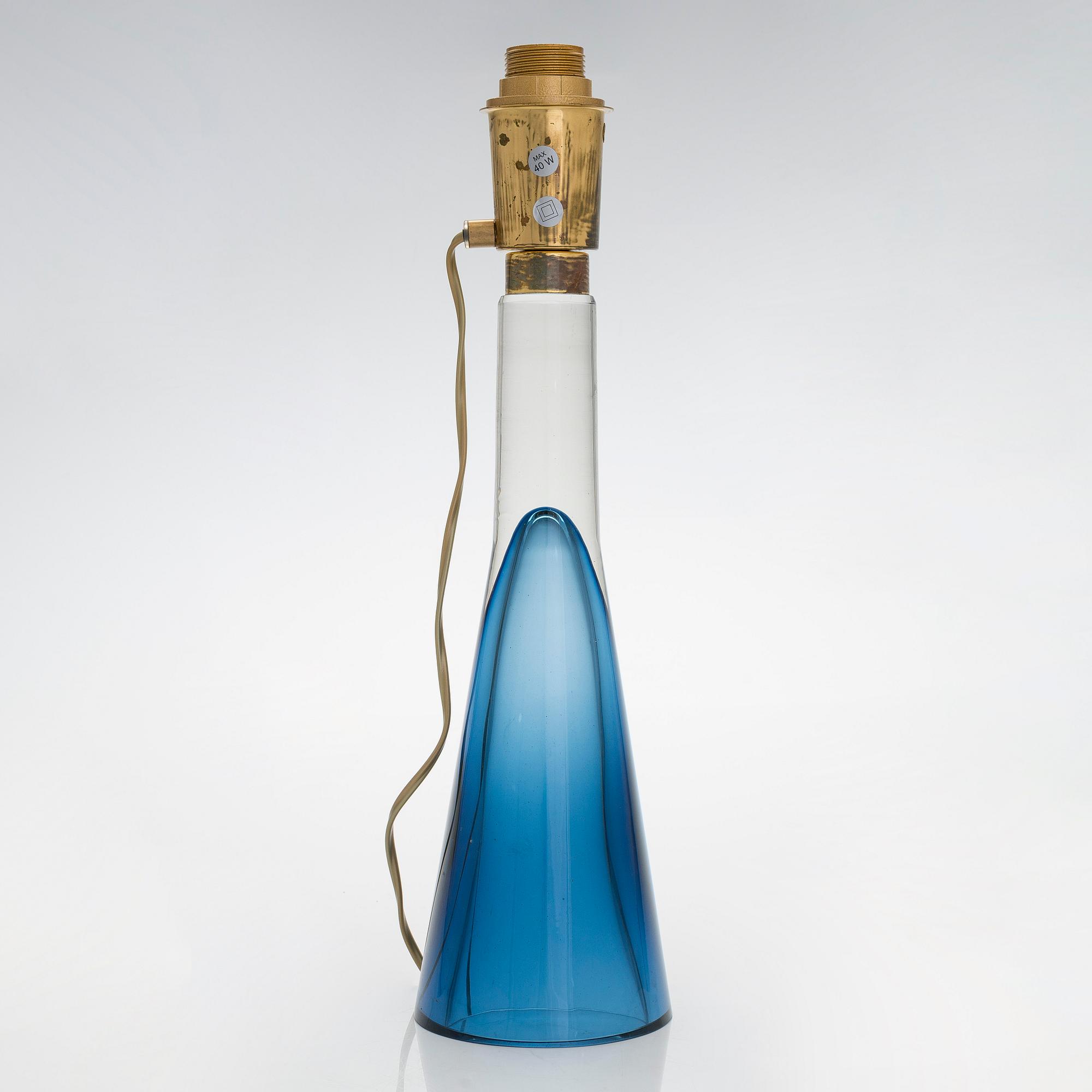 Lisa Johansson-Pape, A mid-20th century '40-013' 'Lady' table lamp for Stockmann Orno.
