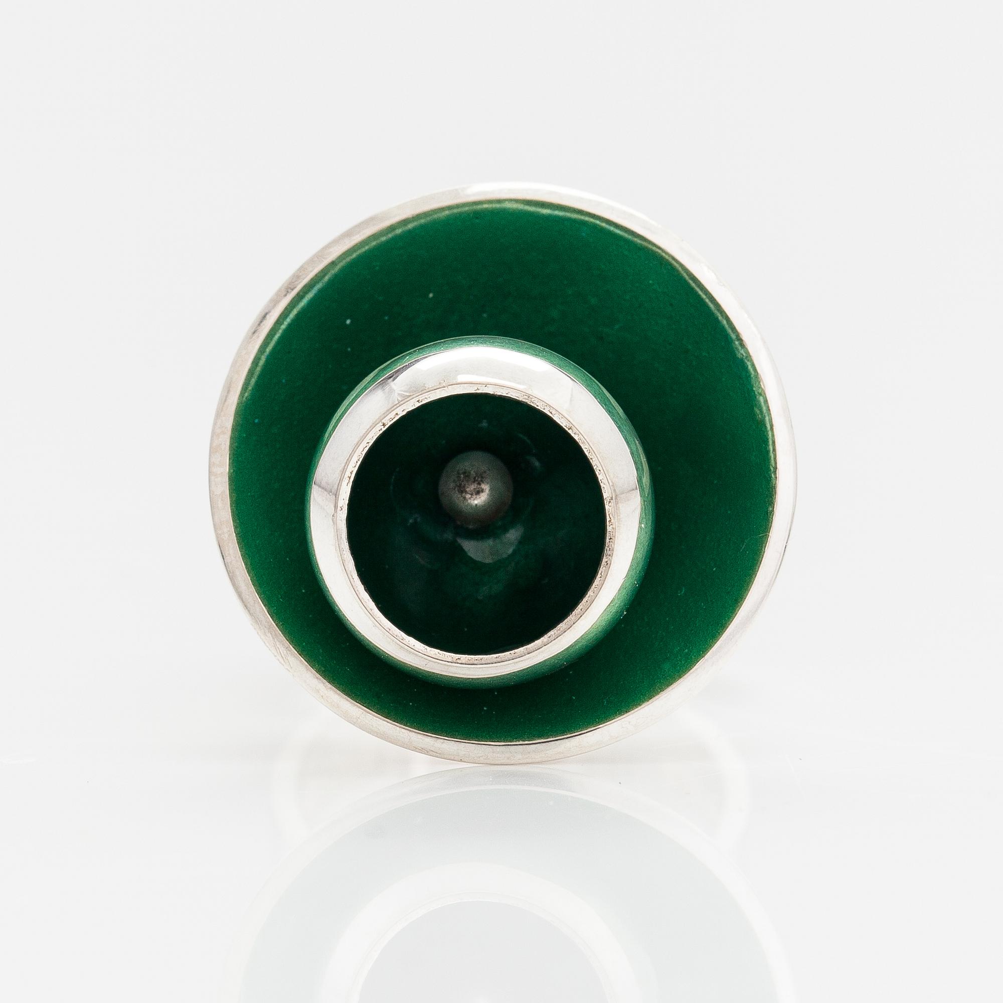 A silver and enamel ring. Kultateollisuus, Turku 1972.