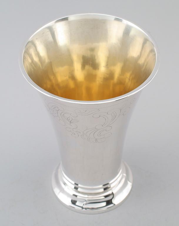 BÄGARE, silver, K Anderson, Stockholm 1939. Vikt ca 362 g.