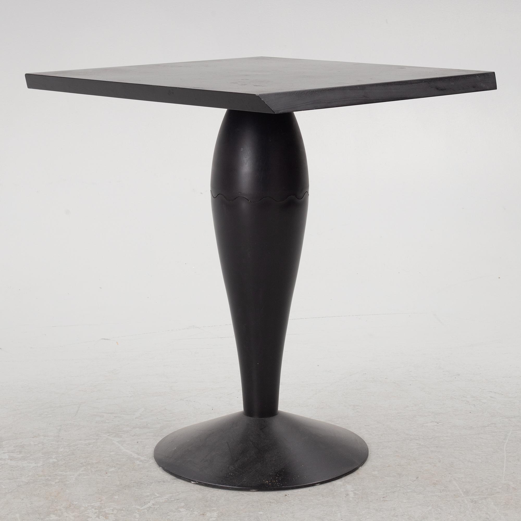 Philippe Starck, bord, "Miss Balú", Kartell, Italien.