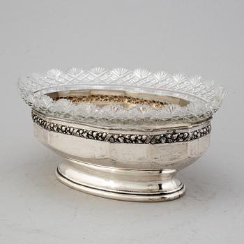 KARL ANDERSSON, a silver and glass jardiniere, Stockholm 1913.