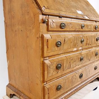 SKRIVSKÅP, rokoko, provinstillverkat, sent 1700-tal/tidigt 1800-tal.