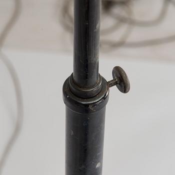 Paavo Tynell, golvlampa / ateljélampa, beställningsarbete, Taito 1933.