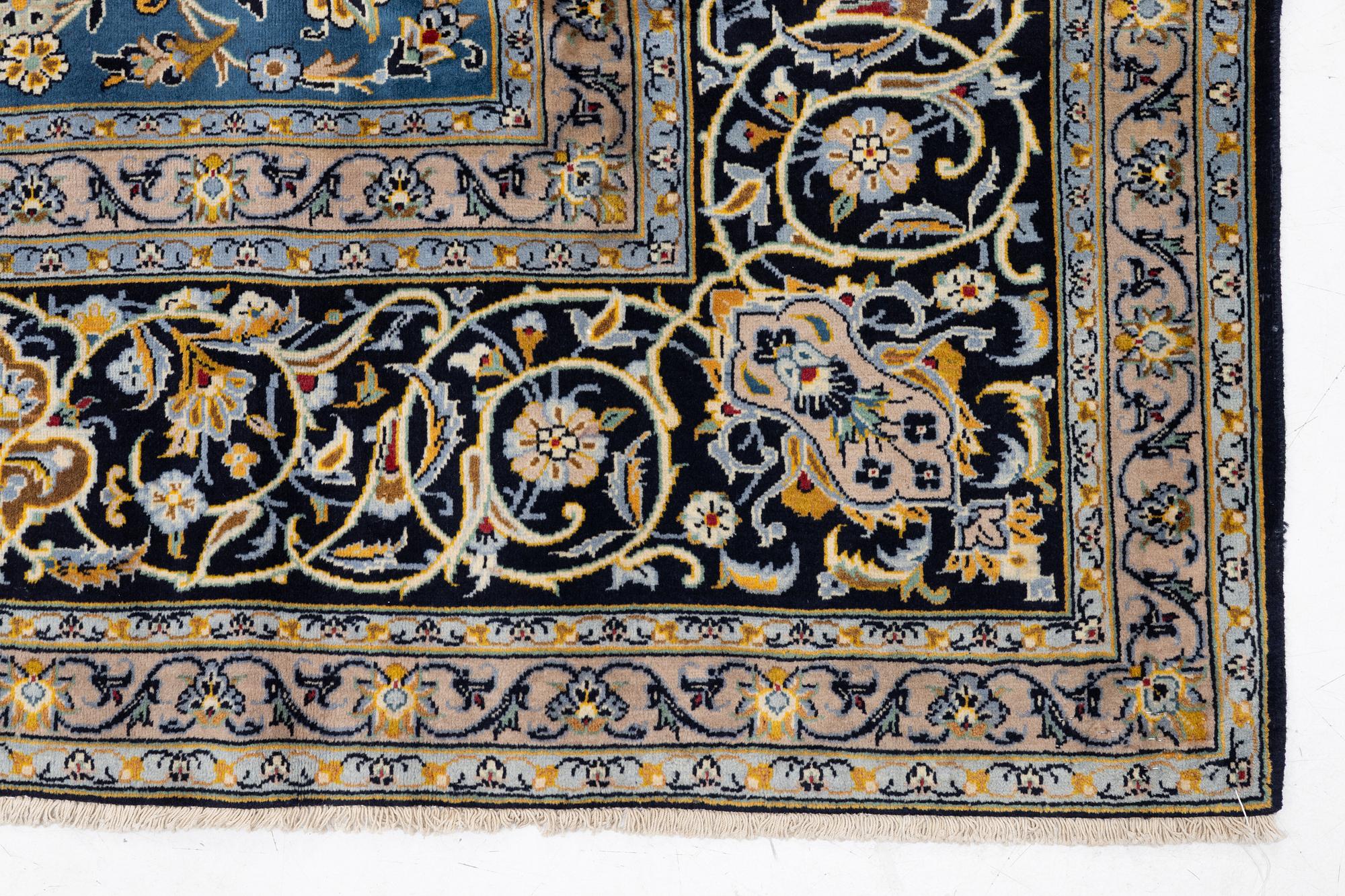 Carpet, Keshan, 380 x 275 cm.