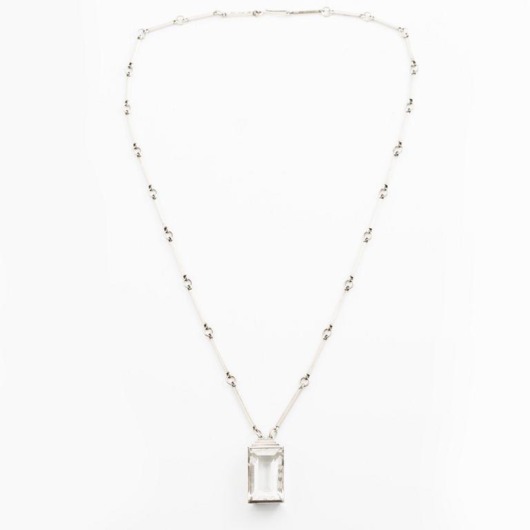 Wiwen Nilsson, a necklace, sterling silver with step-cut rock crystal, Lund 1942.