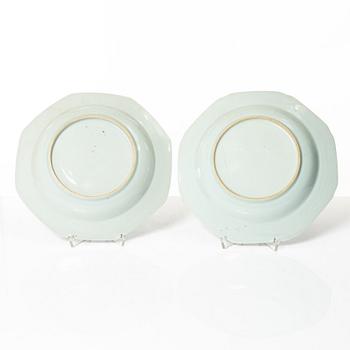 Djupa tallrikar, 8 st, kompaniporslin, Kina, Qingdynastin, Qianlong (1736-95).