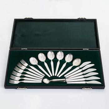 A 72-piece sterling silver cutlery set, 'Diplomat', Kultateollisuus Turku 1978. In three original boxes.