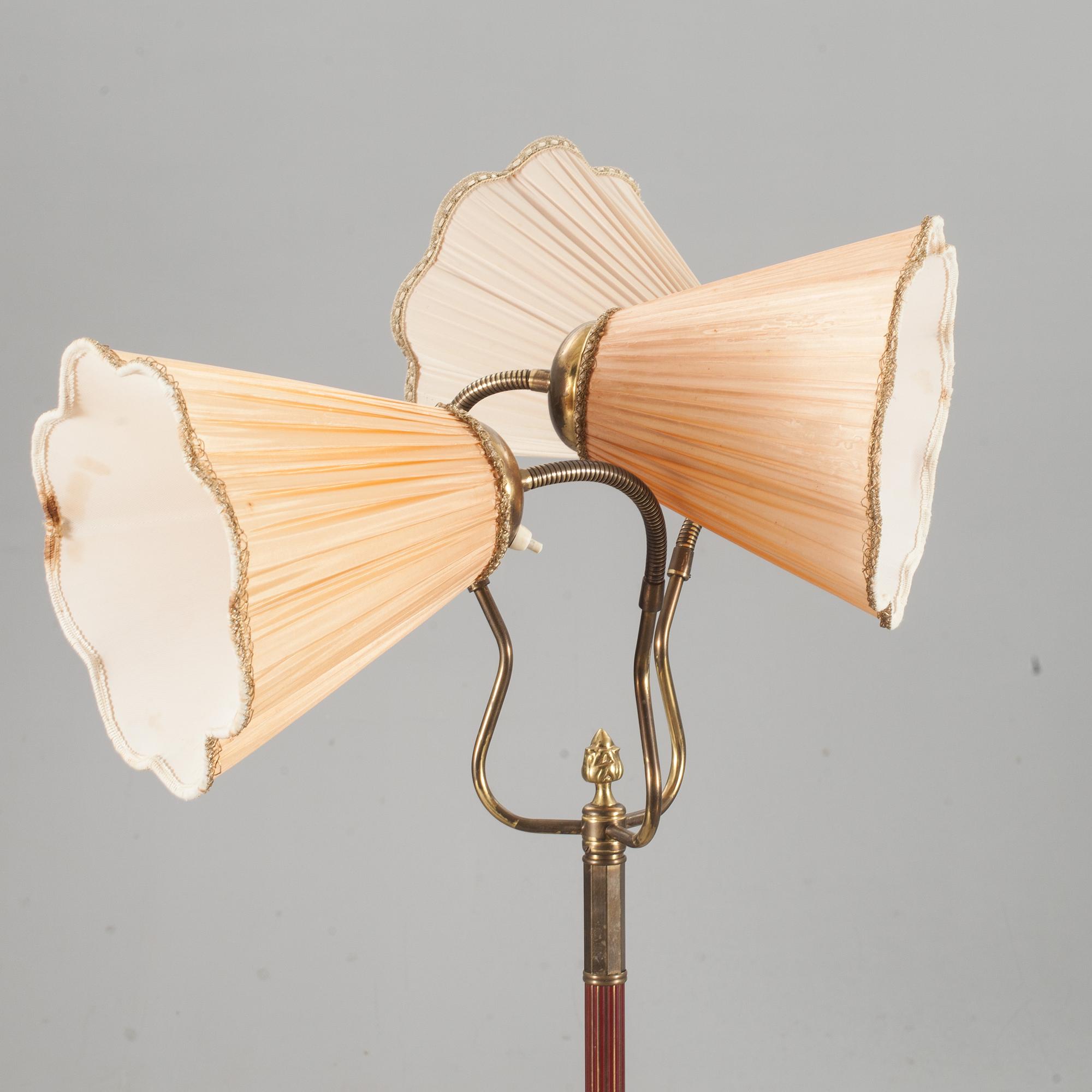 GOLVLAMPA, 1940-tal.