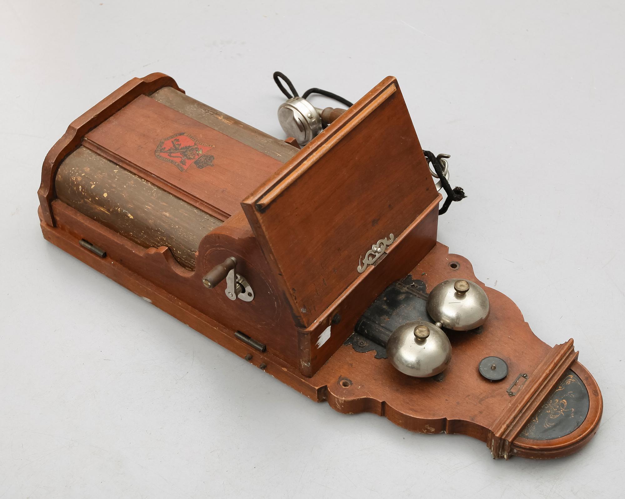 VÄGGTELEFON, AB Elektrisk Bureau, Kristiania, Norge, 1900-talets första hälft.