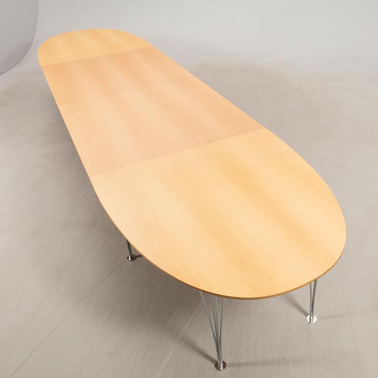 Piet Hein/Bruno Mathsson table "Superellipse" for Fritz Hansen late 20th century.