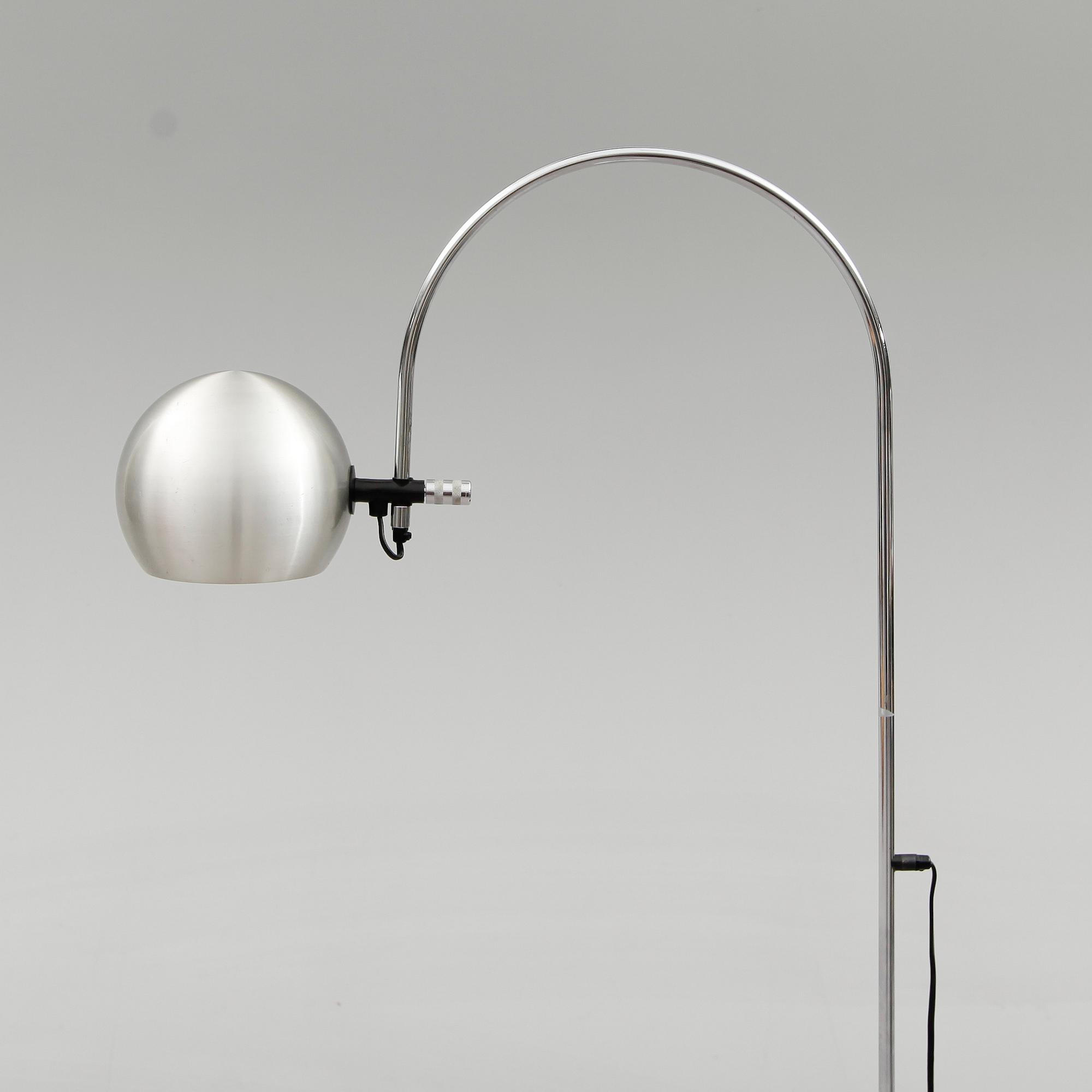 GOLVLAMPA, 1900-talets andra hälft.