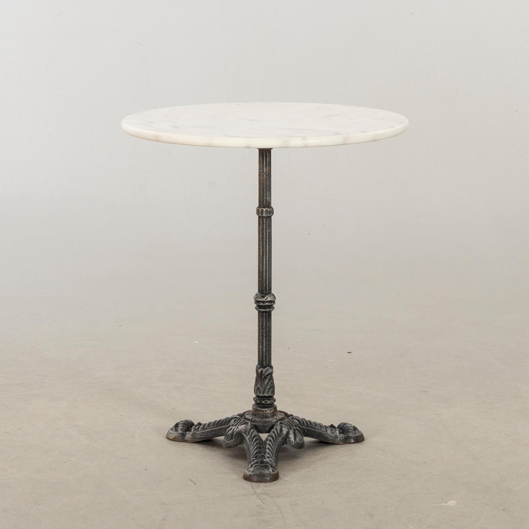 TRÄDGÅRDSBORD sent 1900-tal.