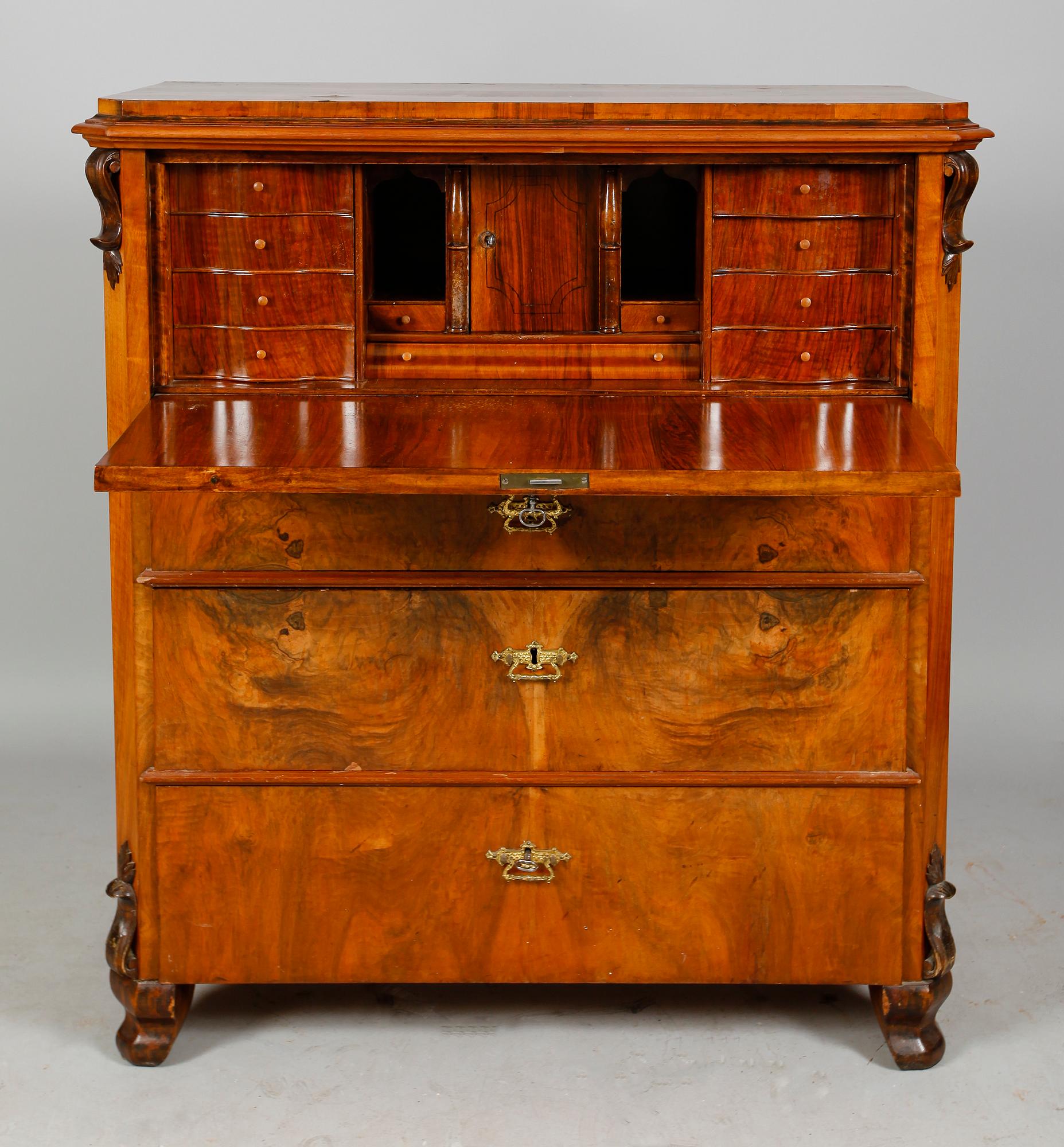 CHIFFONJÉ, 1800-talets andra hälft.