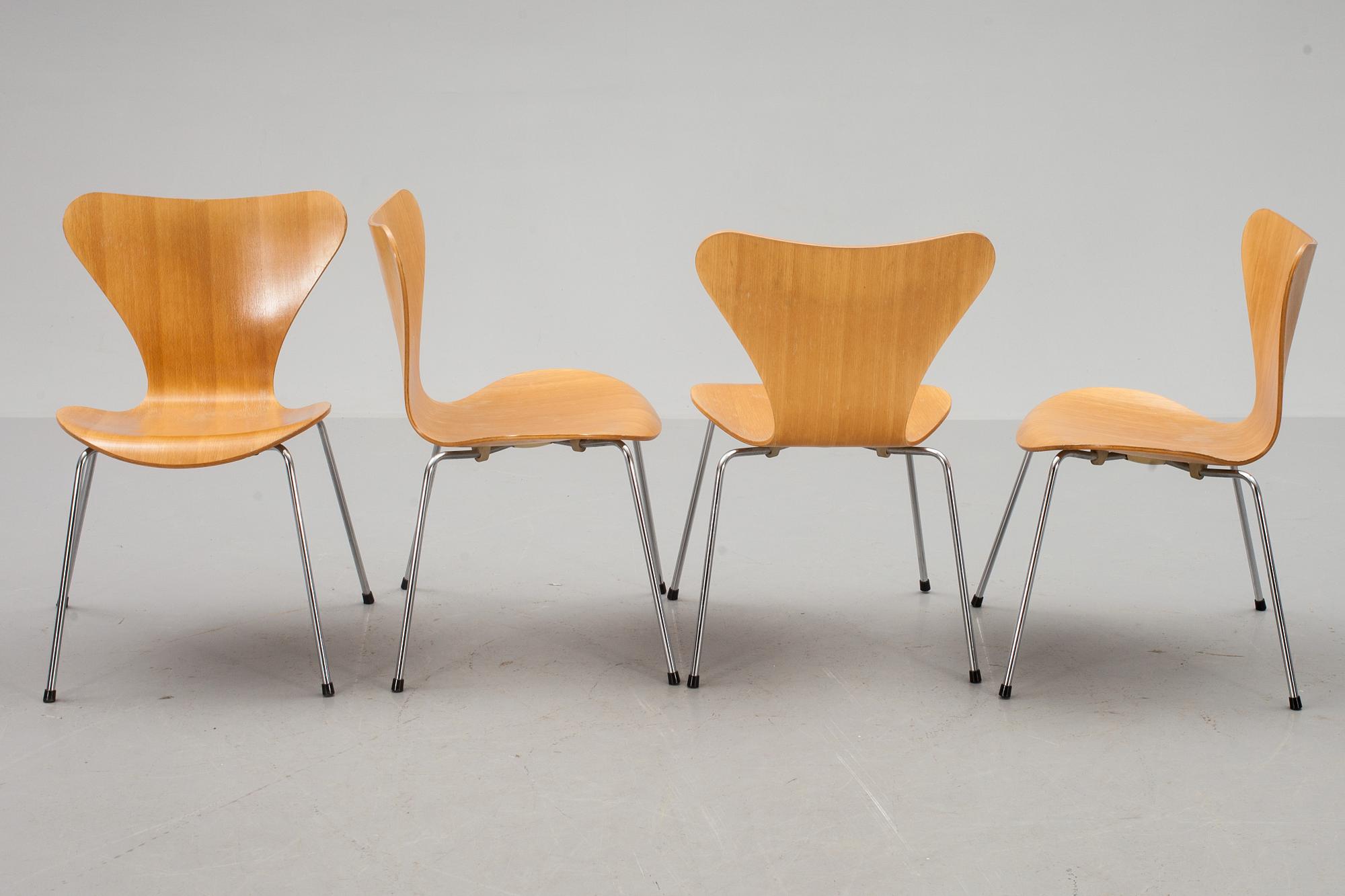 STOLAR, 4 st, "Sjuan", Arne Jacobsen, Fritz Hansen.