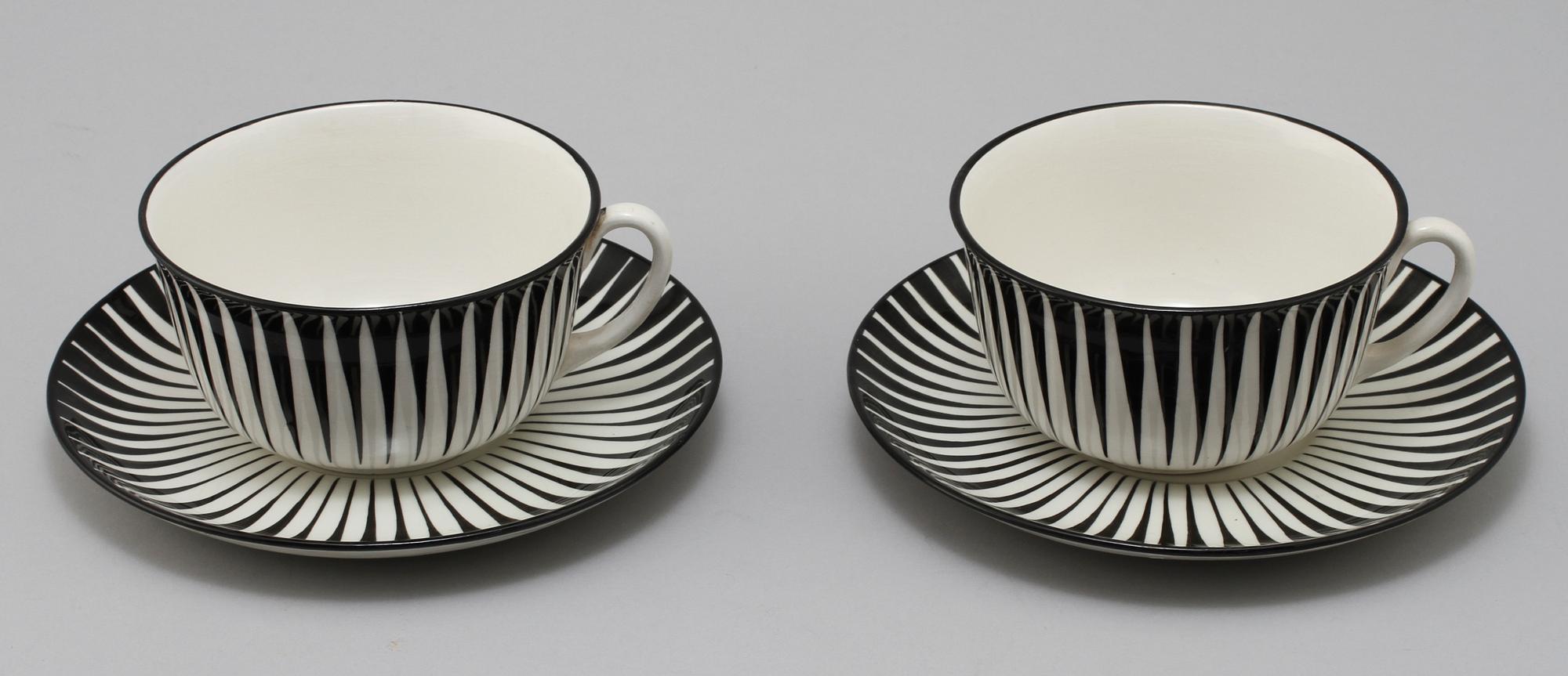 CHOKLADKOPPAR, ett par, flintgods, "Zebra", Eugen Trost, Upsala-Ekeby Gefle, 1955-1967.