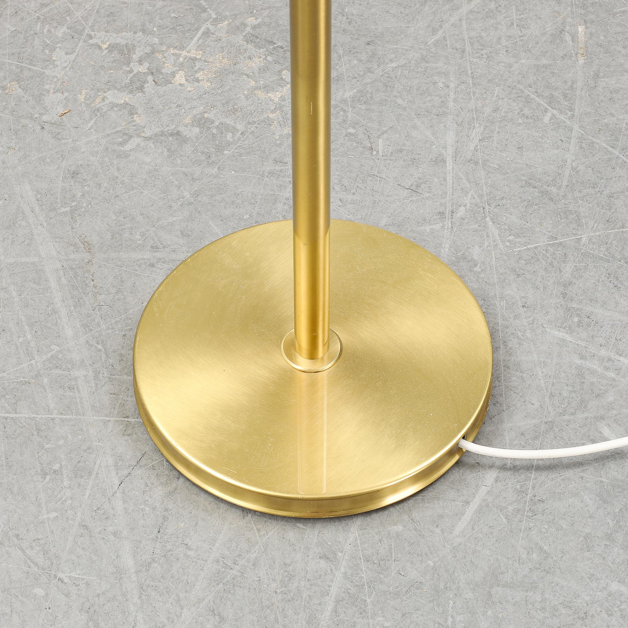 Josef Frank, golvlampa modell 2148, Firma Svenskt Tenn.