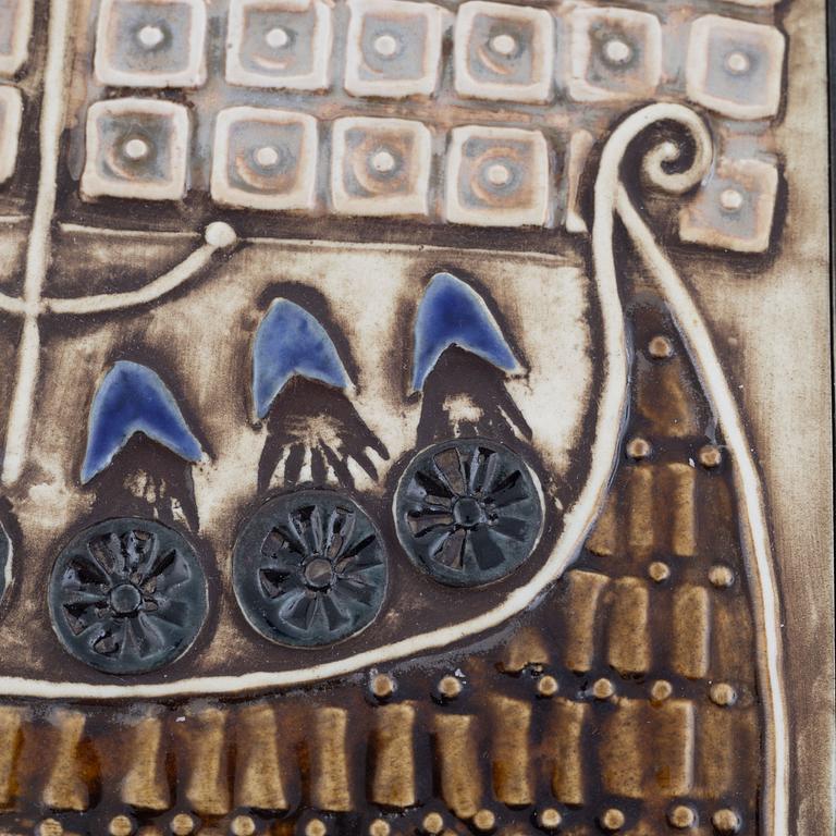 Lisa Larson, two stoneware wall reliefs, Gustavsberg.