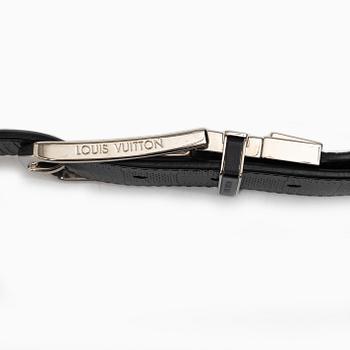 Louis Vuitton, Belt, size 110 / 44.