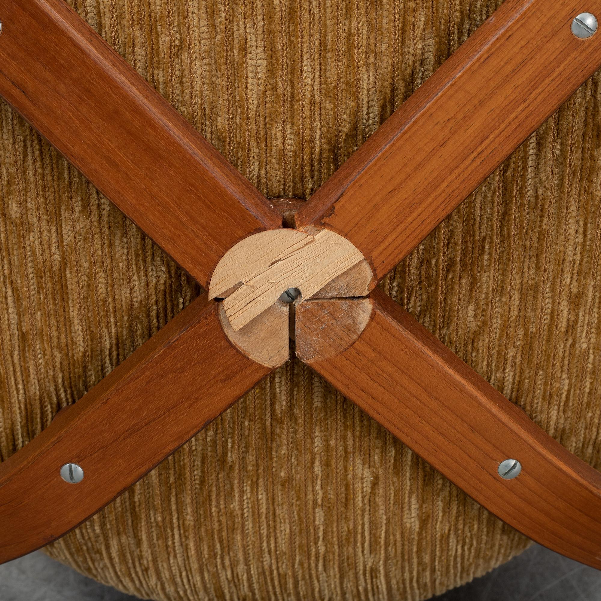 Arne Jacobsen, fåtölj, "Svanen", Fritz Hansen, Danmark.