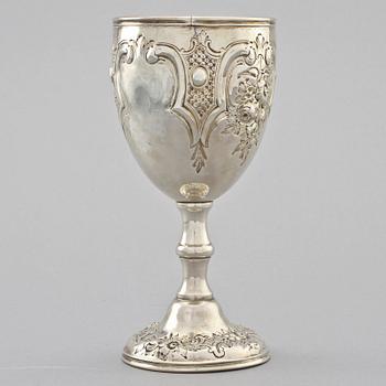 BÄGARE, silver, London, England, 1869, vikt 230 g.