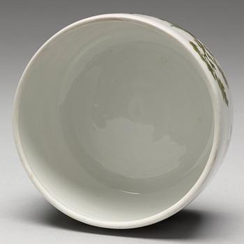 SOCKERSKÅL med LOCK, porslin. Meissen, punktperiod (1763-73).