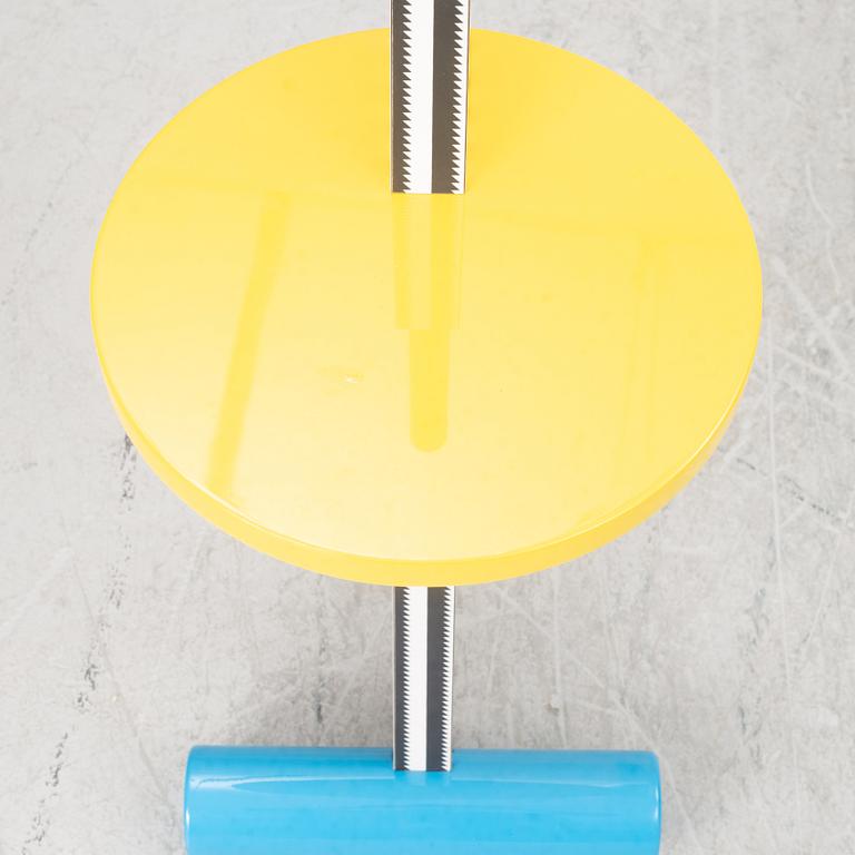 Michele De Lucchi, sidobord, "Flamingo", Memphis, Milano.