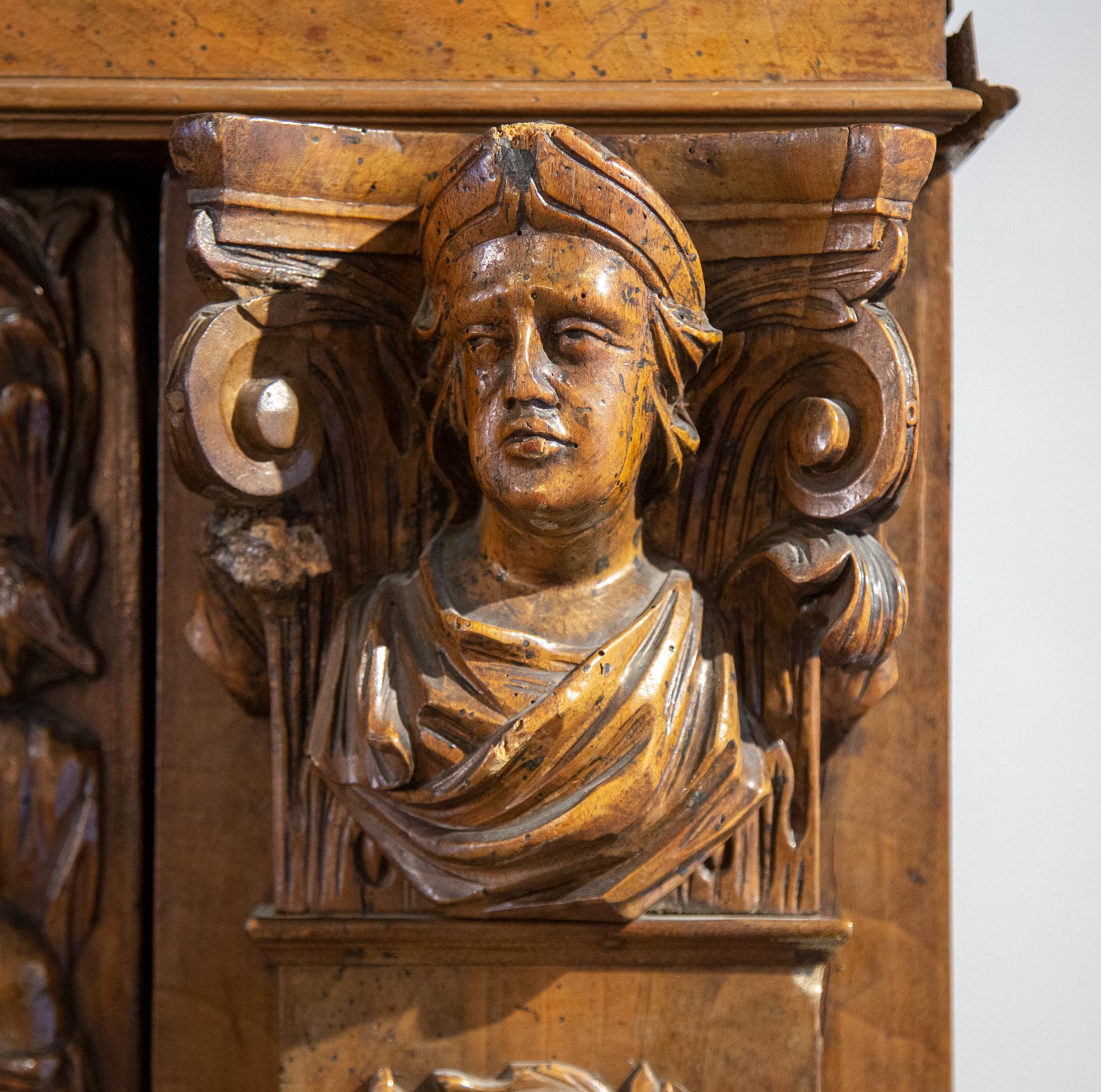An early 18th Century baroque cabinet.