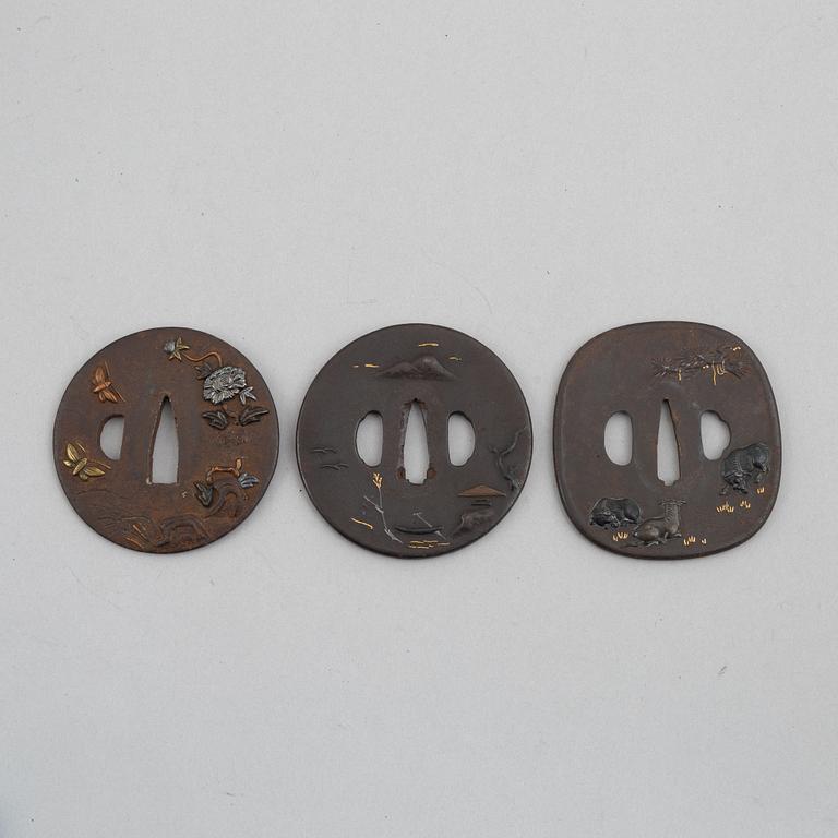 Tsuba, 3 pcs Japan, mumei, Edo.