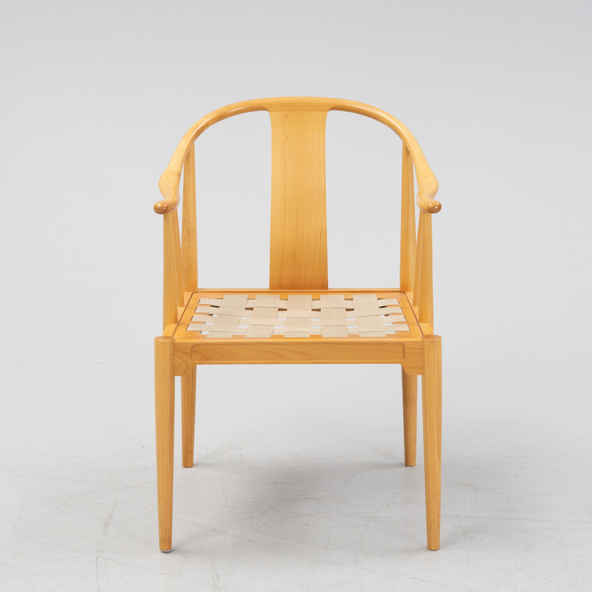 Hans J Wegner, "Kinastolen", Fritz Hansen, daterad 1989.