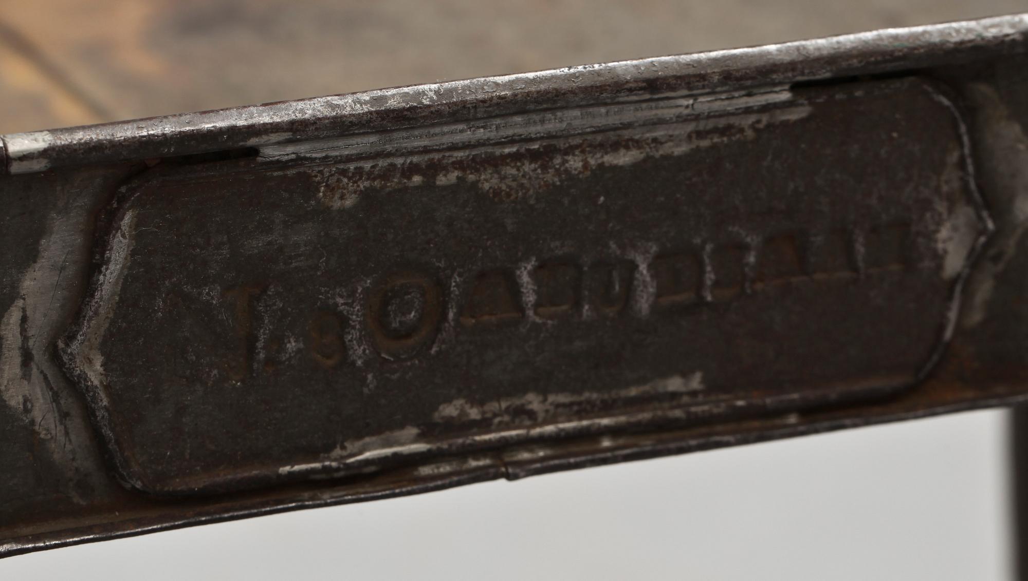 KAKELUGNSBORD, plåt. 1800-tal.