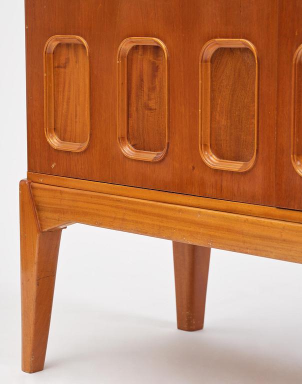 Carl Cederholm, a Swedish Modern cabinet, Stil & Form, Stockholm, 1940s-50s.