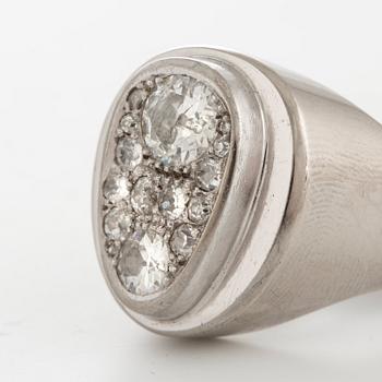 SIGURD PERSSON RING, 18K white gold with old cut diamonds.