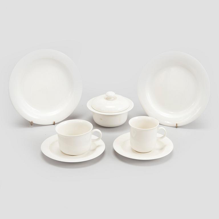 Inkeri Leivo, astiaston osia, 45 kpl, "Arctica", Arabia.