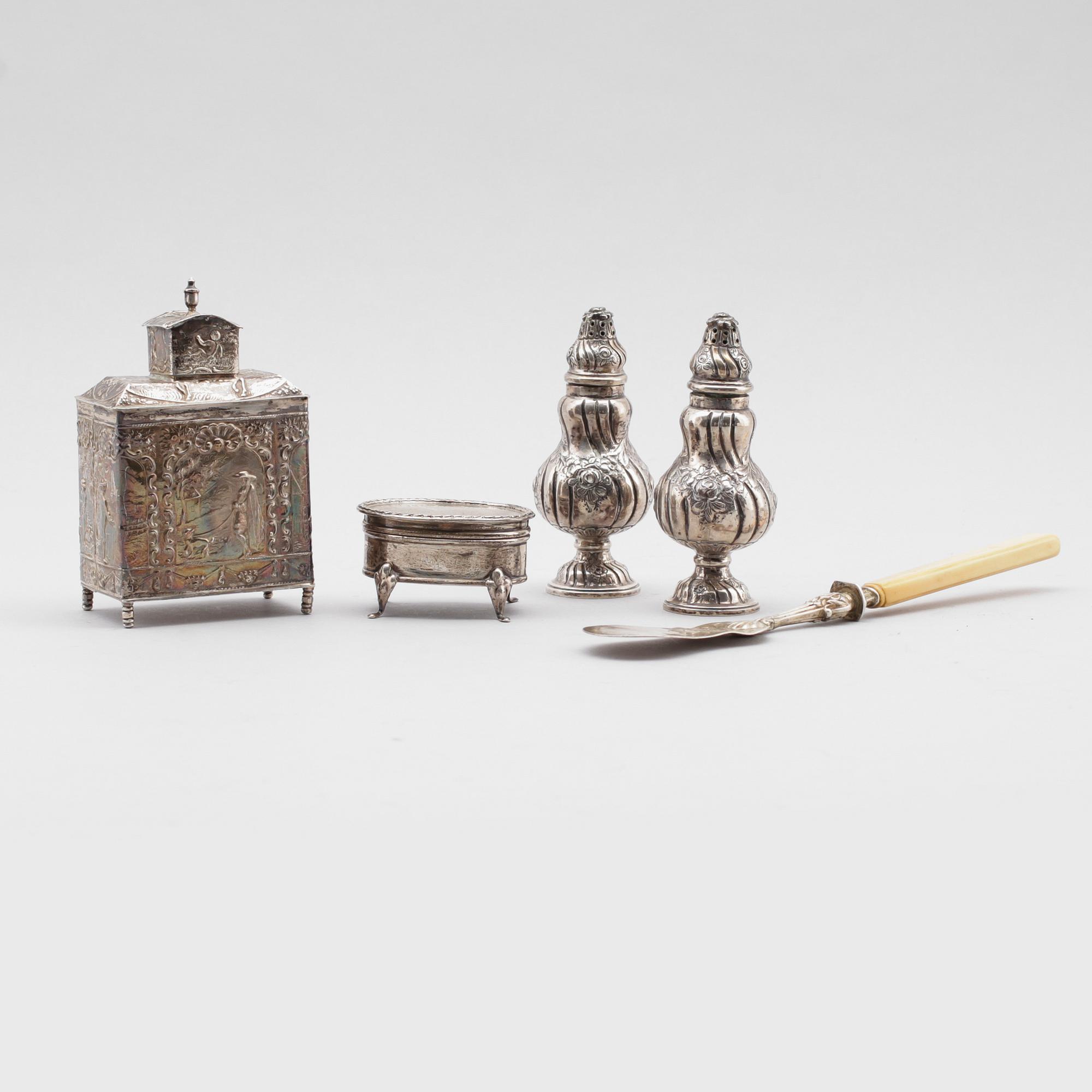 SILVERFÖREMÅL, 5 delar, 1800-/1900-tal. Vikt ca 281 gram.