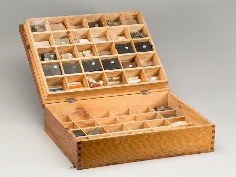 MINERALSAMLING för skolor, 1900-talets början, Frans Svanström & Co.