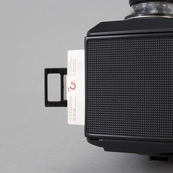 MELLANFORMATSKAMERA, Rolleiflex SL 66 E, nr 902510006, med tre objektiv.