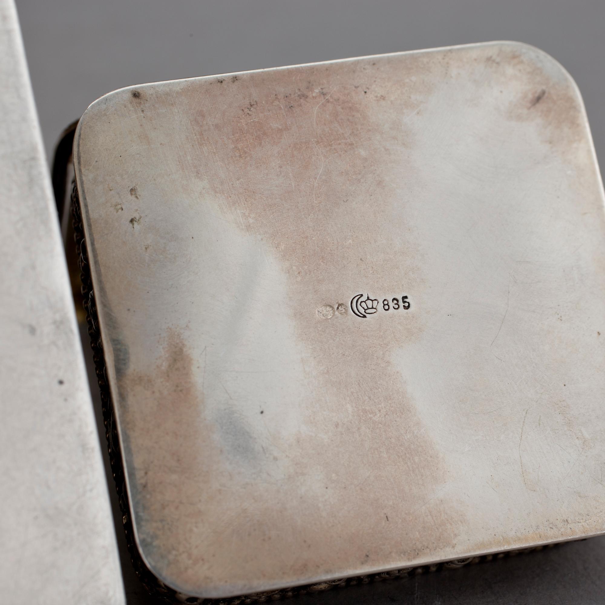 DOSOR, 2 st, silver, Tyskland, 1900-talets första hälft. Vikt 161,5 g.