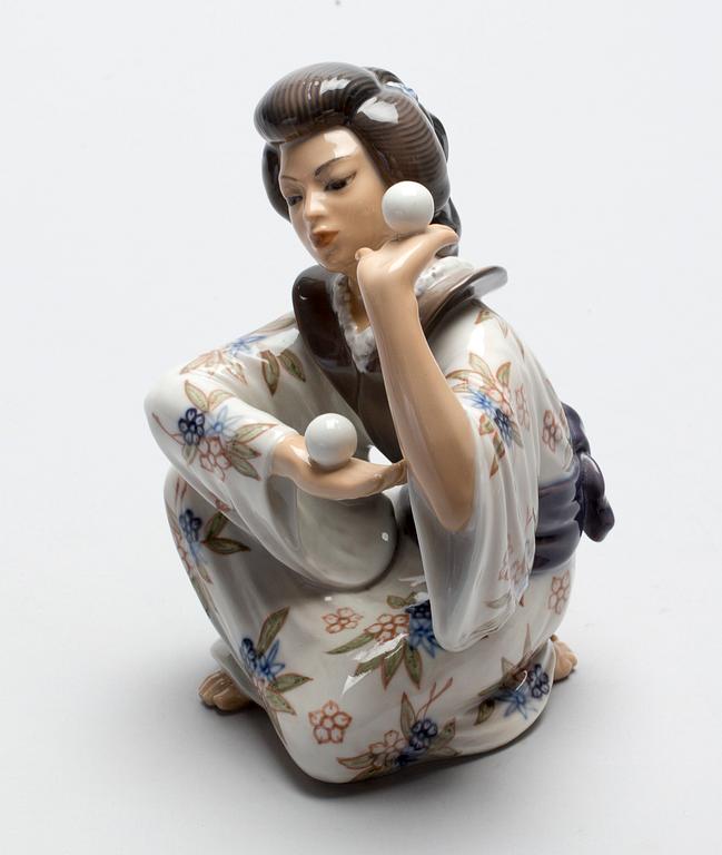 FIGURIN, porslin, Dahl Jensen, Danmark, 1900-tal.