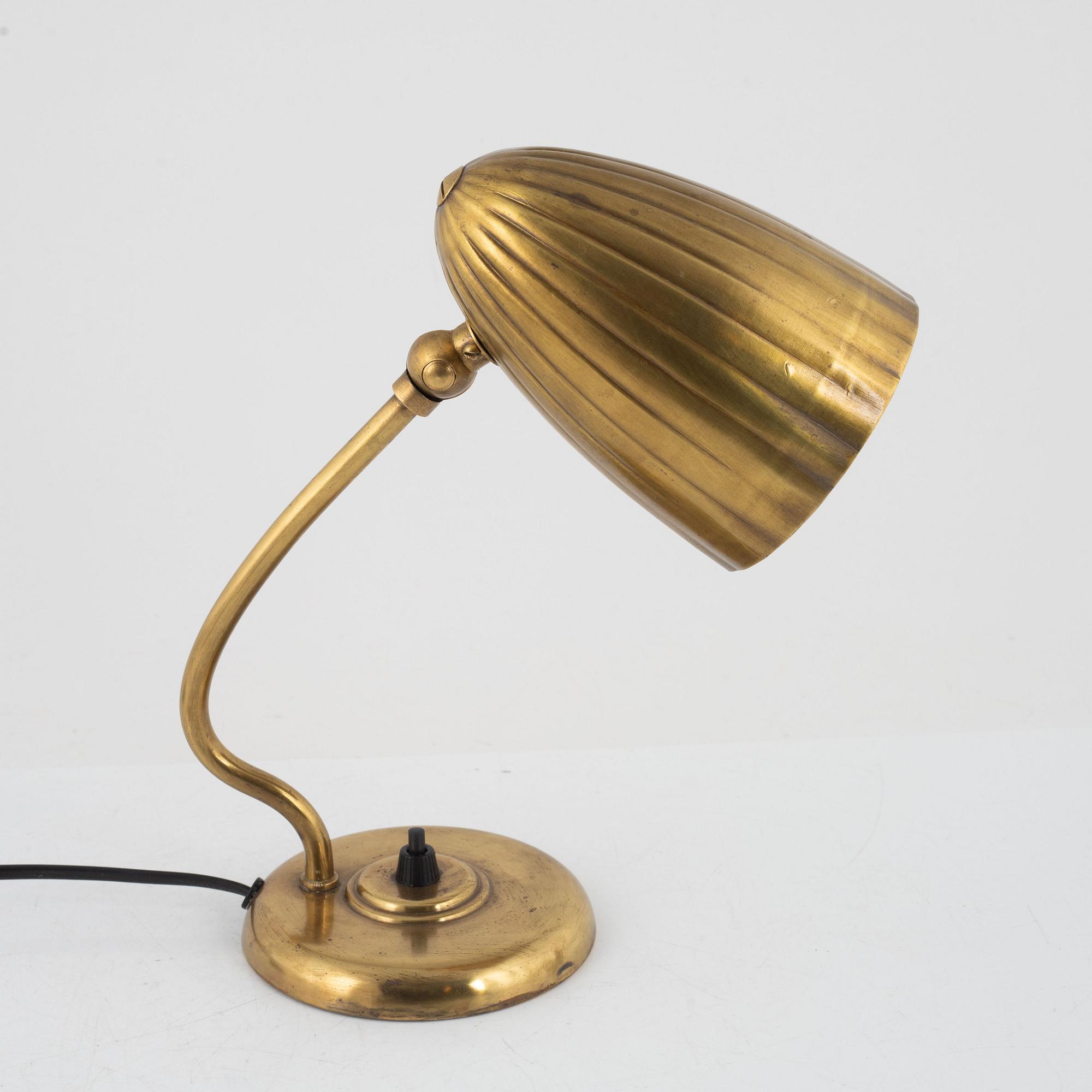 Harald Notini, skrivbordslampa/vägglampa, modell 15470, Arvid Böhlmarks Lampfabrik, 1940-tal.