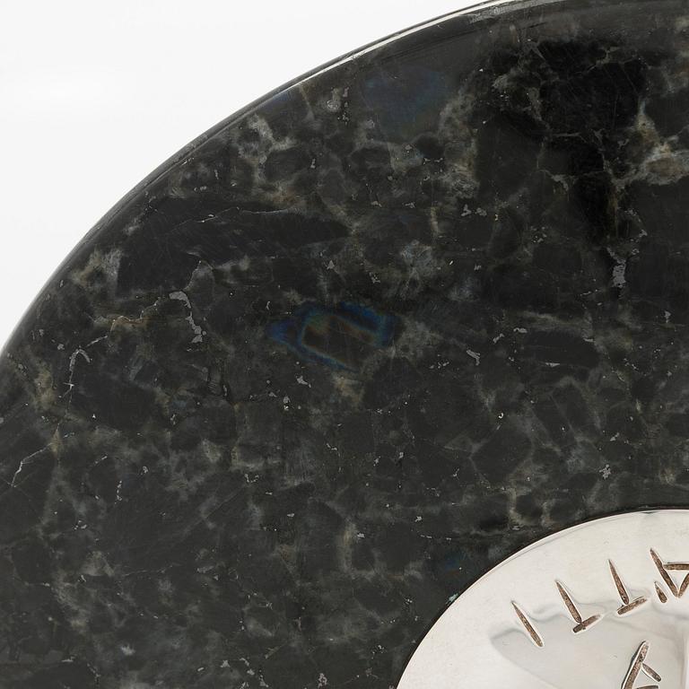 Väinö Lätti, "Palava pensas".