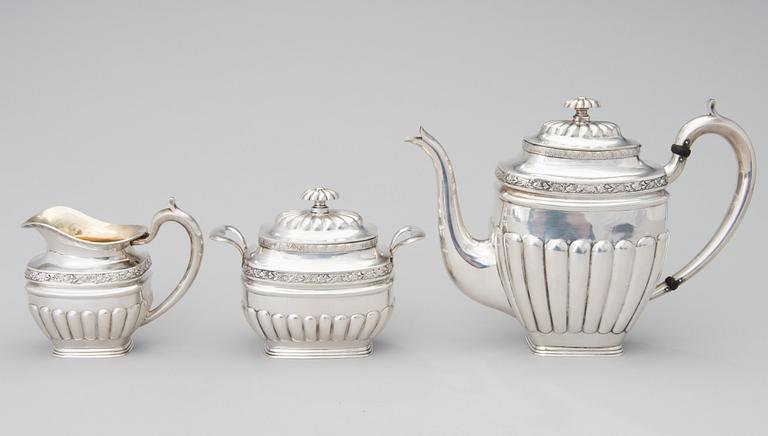 A 3-piece silver coffee set by Bruno Alexander Nylund, Helsingfors 1919. Weight circa 1336 g.
