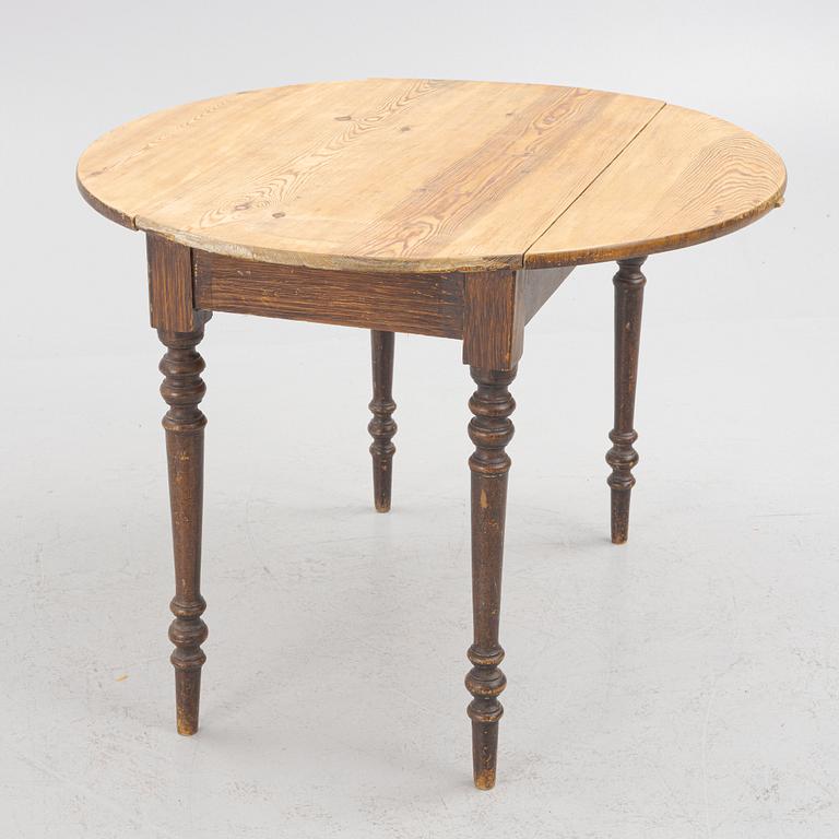 A table, first half of the 20th century.